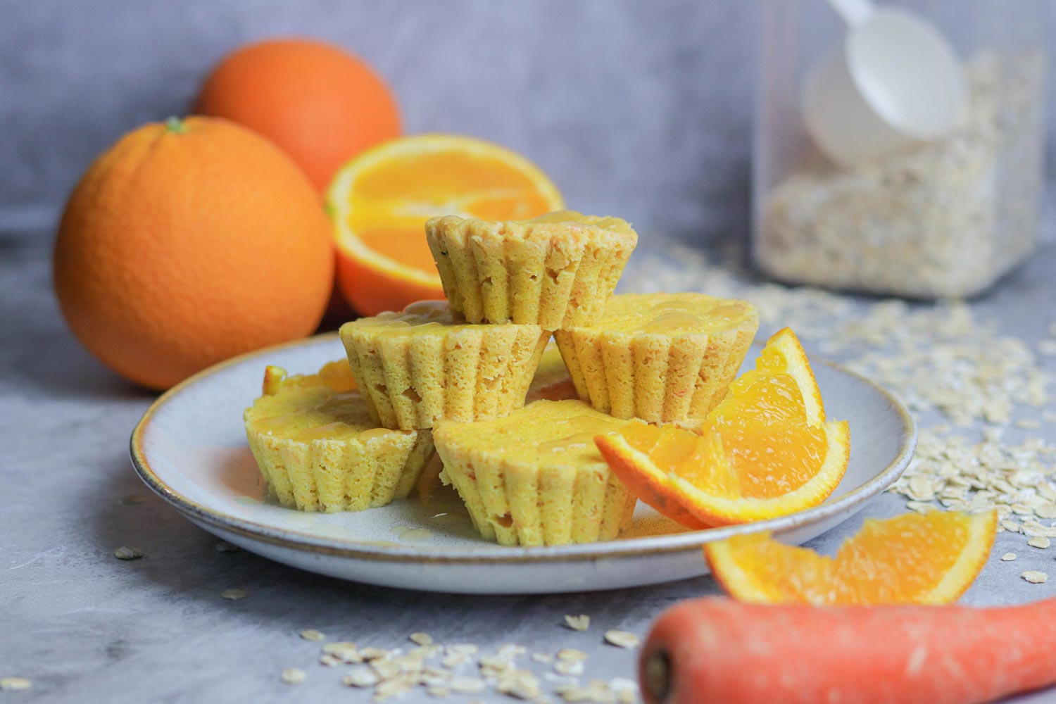 Muffins de Laranja e Cenoura de Microondas Muffins de Laranja e Cenoura de Microondas