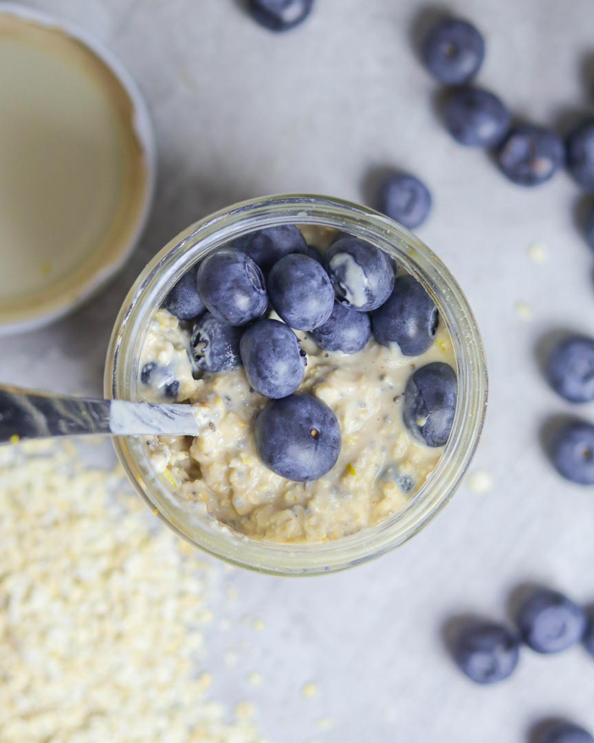 Papas Adormecidas de Iogurte, Limão e Mirtilos